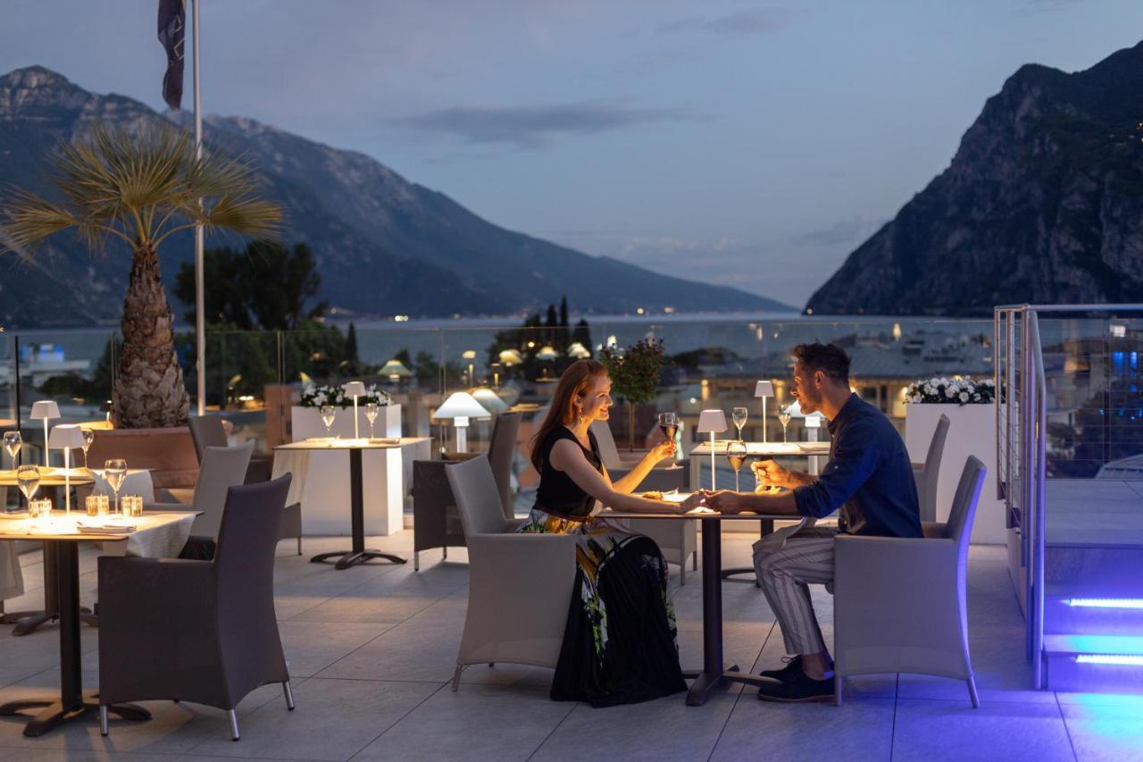 Hotel Kristal Palace - Tonelli Hotels - Adult Friendly Riva del Garda Exterior foto